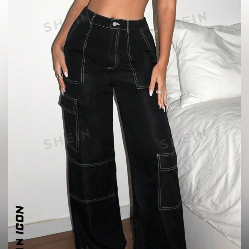 Aphrodite pants from Hot Topic